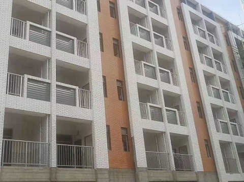 江蘇南通二建集團梧州產業(yè)基地不銹鋼防護欄工程